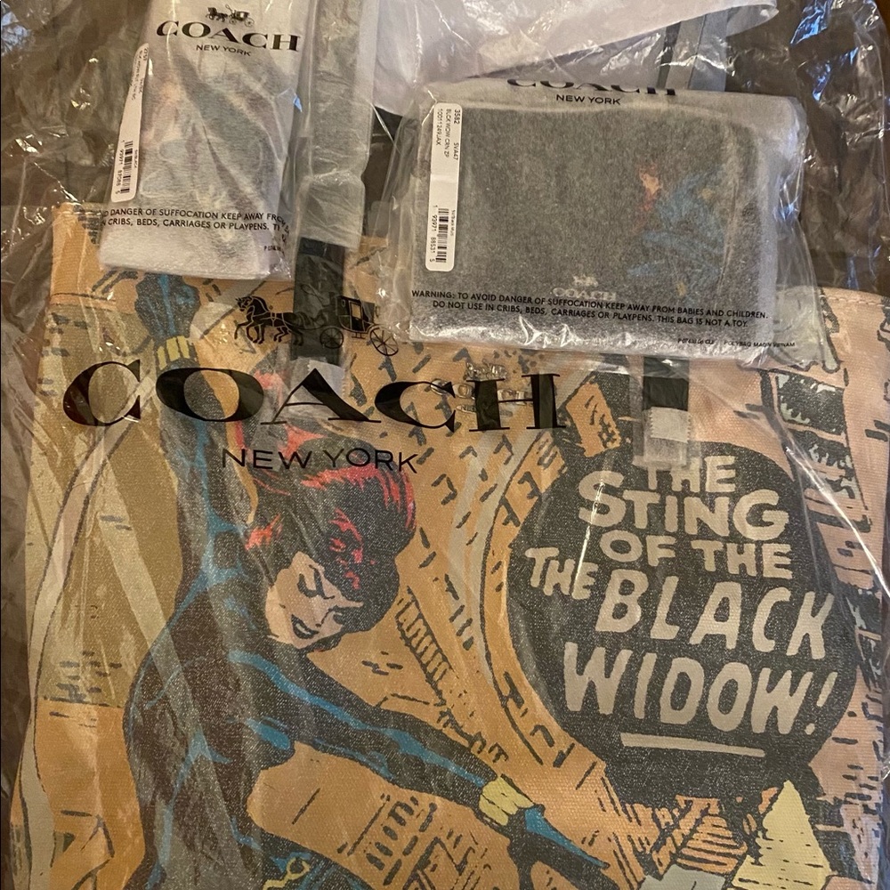 NWT! Coach RARE Marvel Black Widow collector 3 set- drop price ! FINAL - Picture 11 of 15